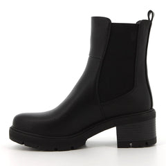 CHESTNUT BLACK